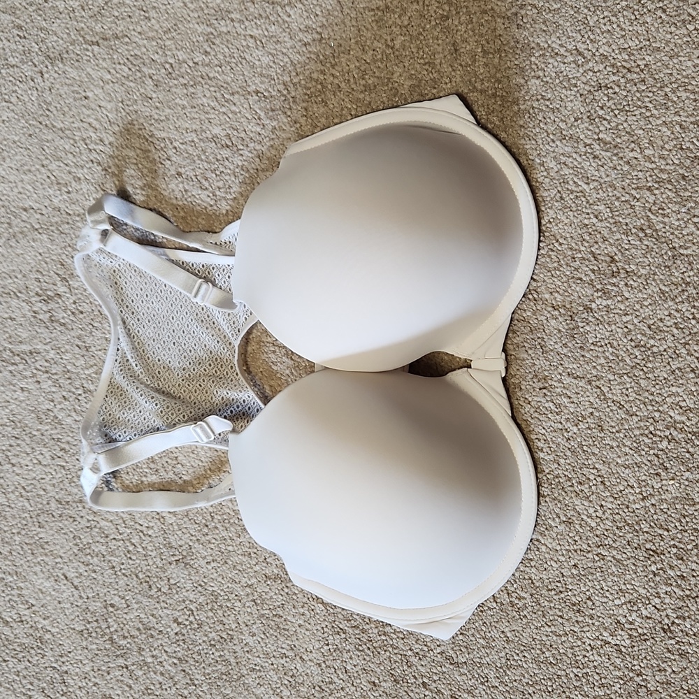 VS Tshirt Bra 32DDD